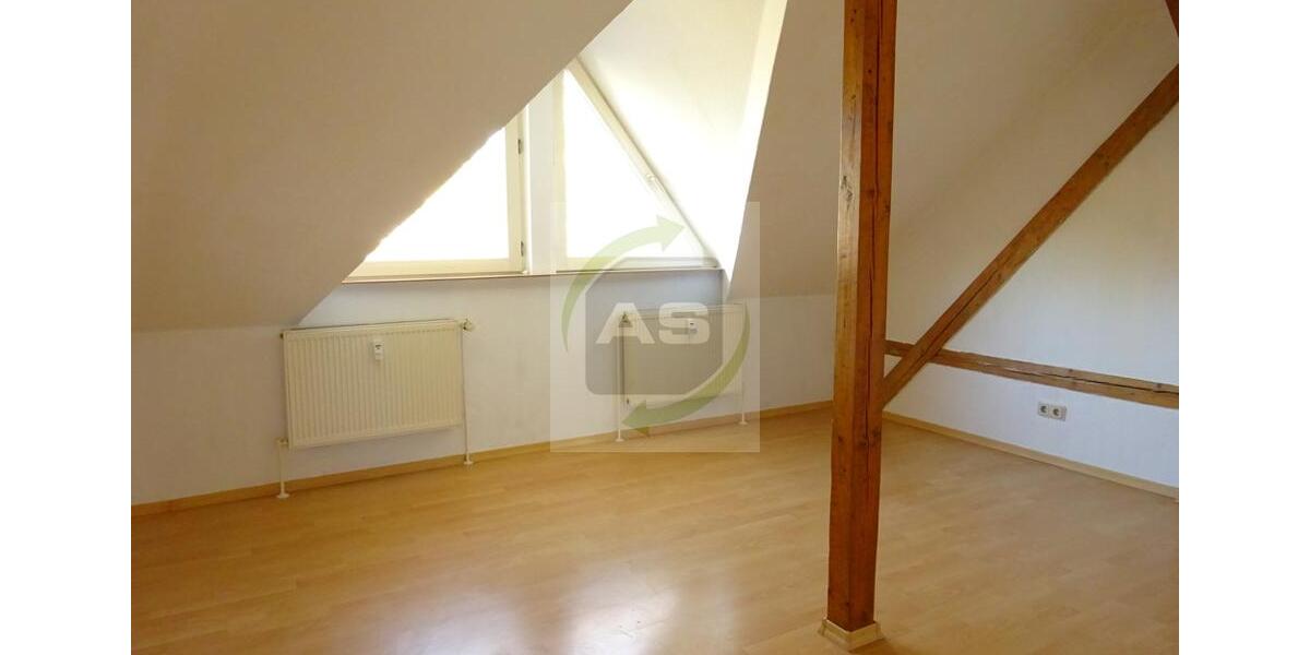 Etagenwohnung Zwickau - 2 Zimmer, 65 m&sup2;, 325&euro; | Angebot:23554492