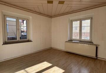 Wohnung Zwickau Auerbach - 3 Zimmer, 60 m&sup2;, 380&euro; | Angebot:20089990