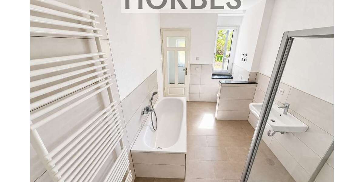 Etagenwohnung Meerane - 4 Zimmer, 98 m&sup2;, 1.000&euro; | Angebot:27355033