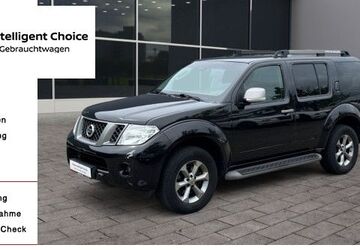 Nissan Pathfinder 230.300 km 9.999 &euro; Zwickau 08056