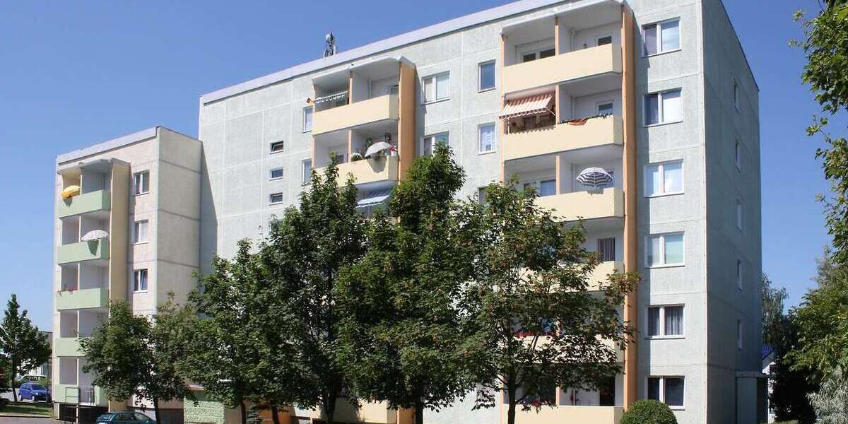Etagenwohnung Werdau Werdau, Stadt - 1 Zimmer, 33 m&sup2;, 200&euro; | Angebot:26789920