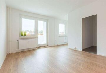 Wohnung Reichenbach im Vogtland - 1 Zimmer, 35 m&sup2;, 130&euro; | Angebot:25918212