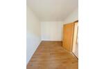 Etagenwohnung Meerane - 2 Zimmer, 58 m&sup2;, 290&euro; | Angebot:25376877
