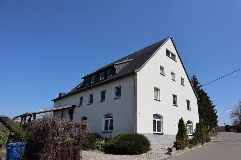Etagenwohnung Mülsen - 2 Zimmer, 59 m&sup2;, 265&euro; | Angebot:27350785