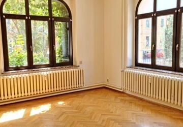 Wohnung Zwickau Zwickau-Nord - 4 Zimmer, 156 m&sup2;, 900&euro; | Angebot:24910977