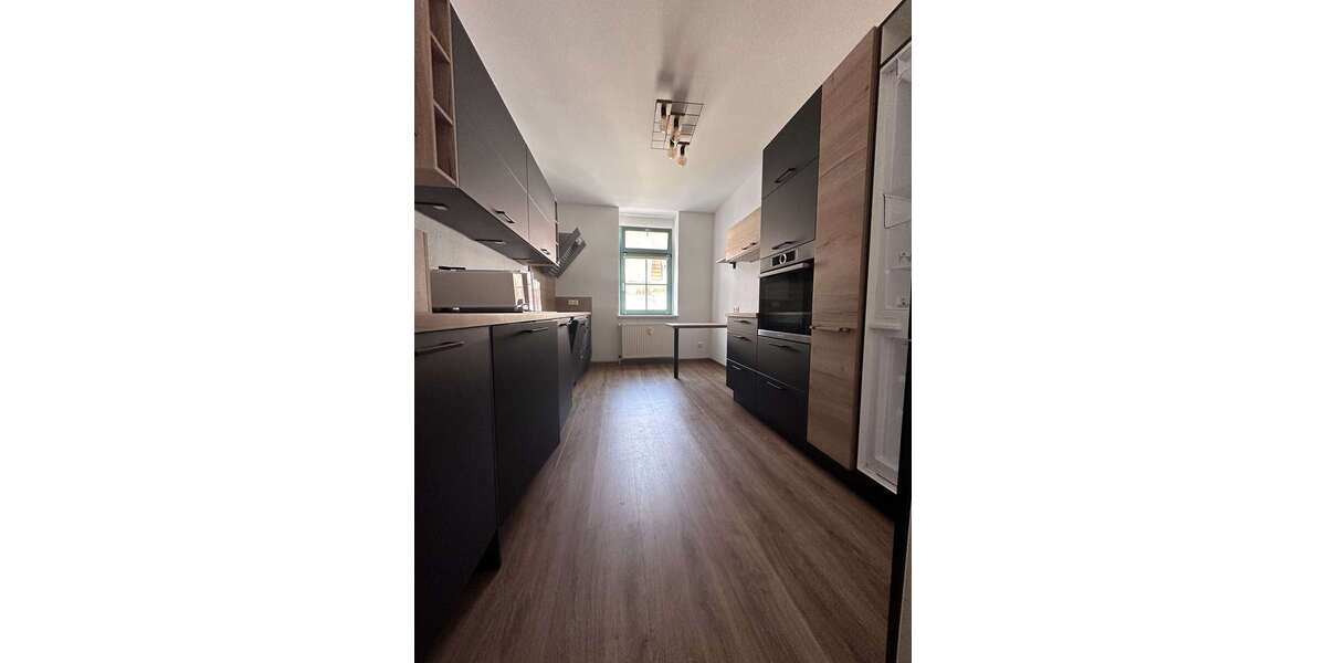 Etagenwohnung Zwickau Innenstadt - 3 Zimmer, 90 m&sup2;, 495&euro; | Angebot:27209424