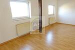 Dachgeschoßwohnung Zwickau - 1 Zimmer, 38 m&sup2;, 200&euro; | Angebot:25267482