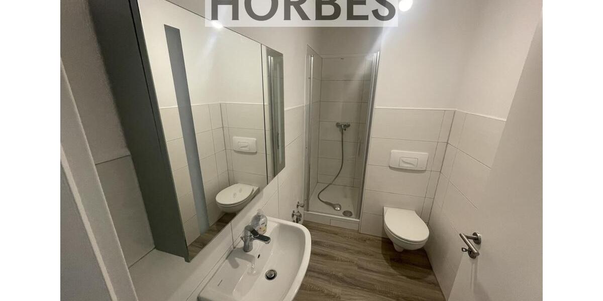 Etagenwohnung Zwickau Zwickau-West - 3 Zimmer, 62 m&sup2;, 310&euro; | Angebot:22137512