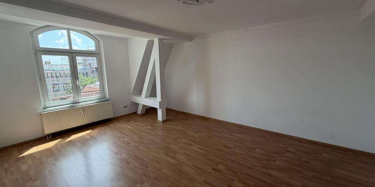 Etagenwohnung Zwickau Mitte-Nord - 1 Zimmer, 42 m&sup2;, 250&euro; | Angebot:27028698