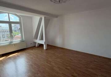 Wohnung Zwickau Mitte-Nord - 1 Zimmer, 42 m&sup2;, 250&euro; | Angebot:27028698