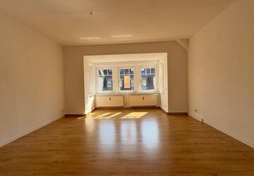 Wohnung Zwickau Zwickau-Nord - 3 Zimmer, 139 m&sup2;, 695&euro; | Angebot:25869619
