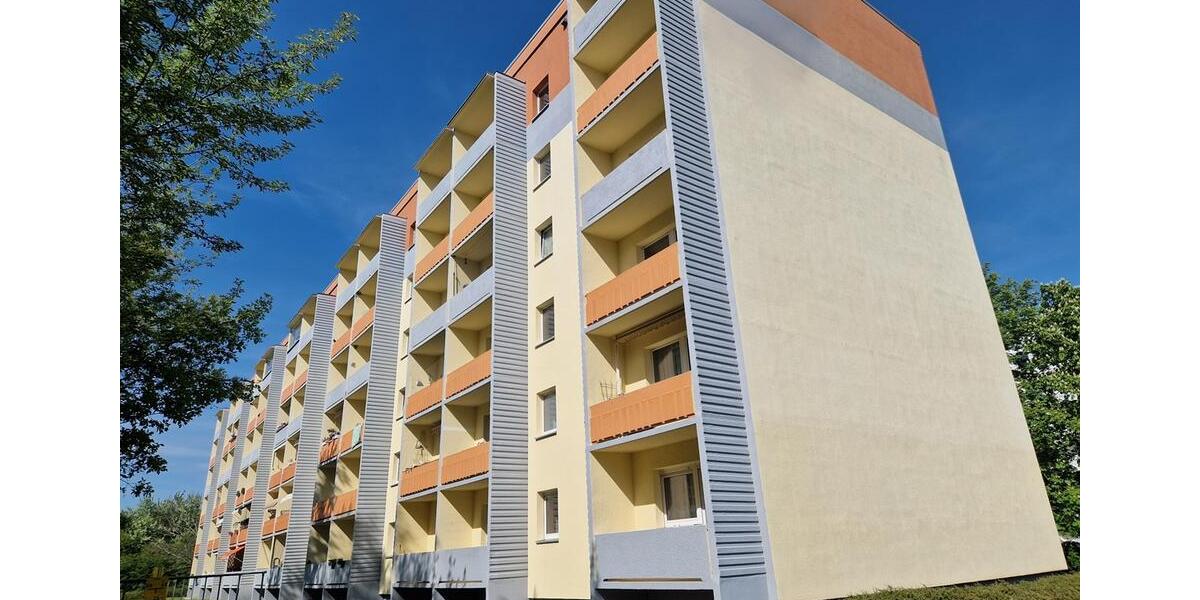 Etagenwohnung Glauchau - 3 Zimmer, 67 m&sup2;, 420&euro; | Angebot:24680366