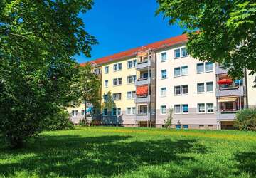 Wohnung Zwickau Auerbach - 2 Zimmer, 48 m&sup2;, 360&euro; | Angebot:23778777