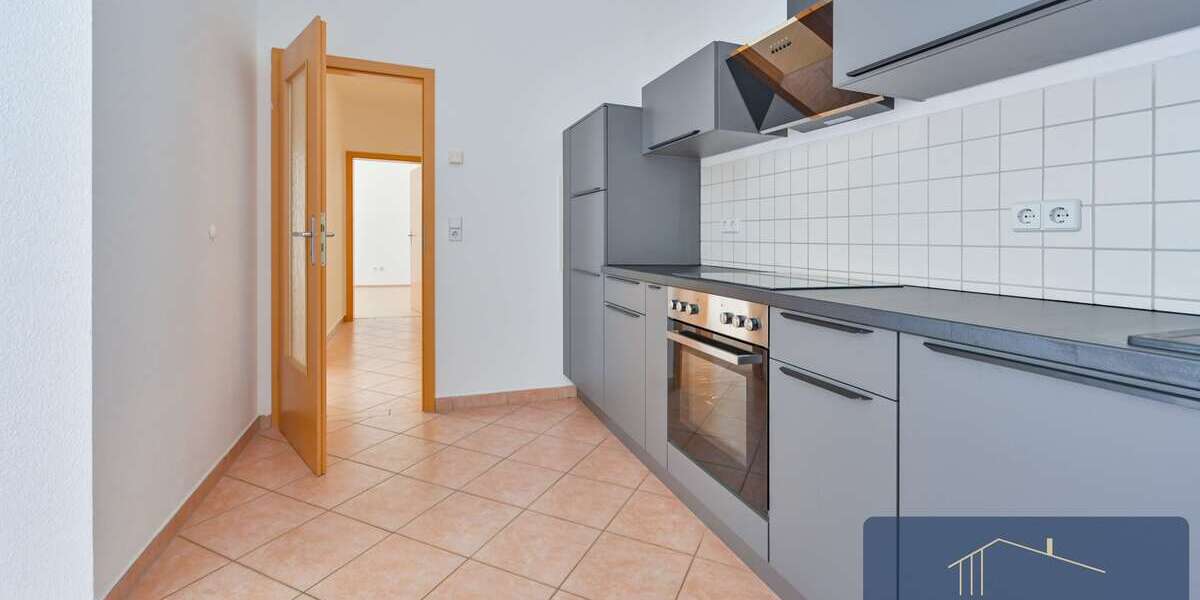 Etagenwohnung Zwickau - 3 Zimmer, 84 m&sup2;, 530&euro; | Angebot:26837900