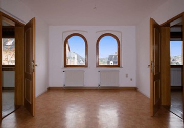 Wohnung Greiz - 5 Zimmer, 120 m&sup2;, 650&euro; | Angebot:23184087