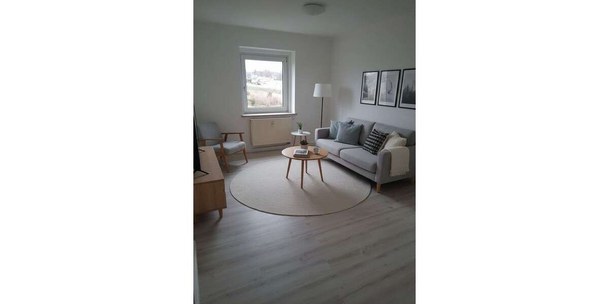 Etagenwohnung Glauchau - 2 Zimmer, 42 m&sup2;, 270&euro; | Angebot:26781708