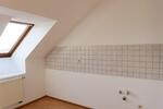 Dachgeschoßwohnung Limbach-Oberfrohna Oberfrohna - 3 Zimmer, 63 m&sup2;, 355&euro; | Angebot:24946775