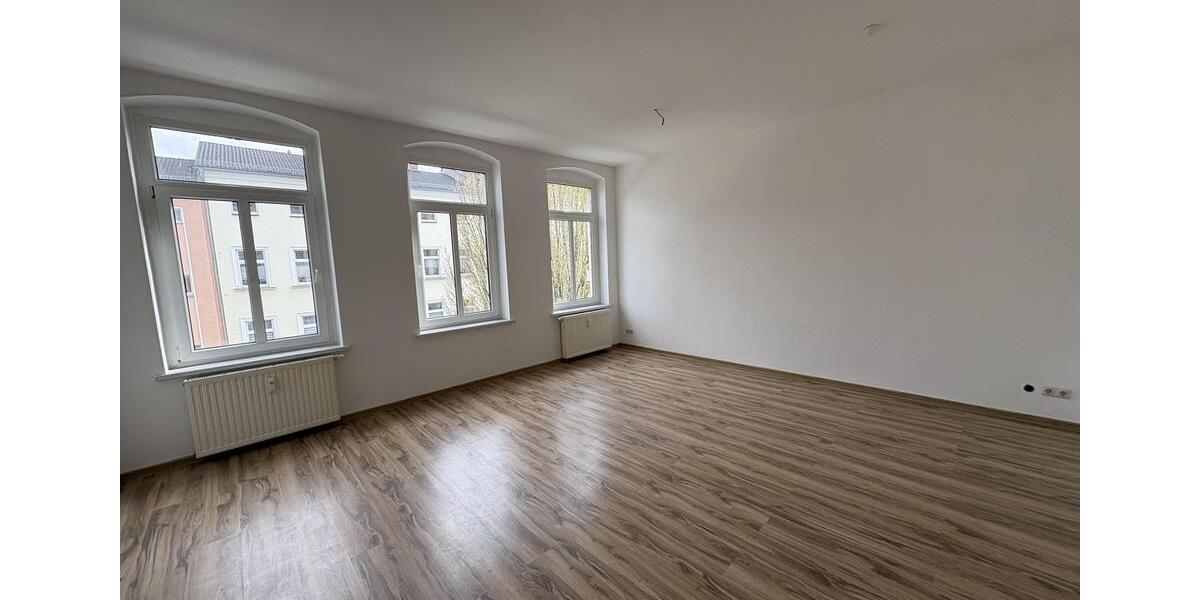 Etagenwohnung Zwickau - 3 Zimmer, 87 m&sup2;, 520&euro; | Angebot:26362234