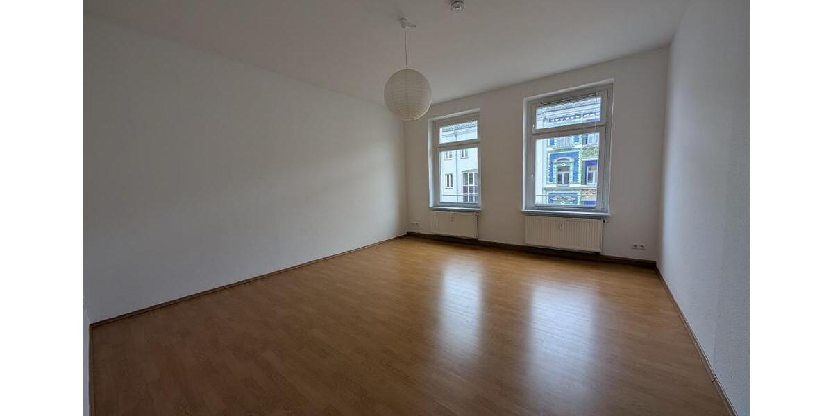 Etagenwohnung Zwickau - 1 Zimmer, 21 m&sup2;, 180&euro; | Angebot:26195983