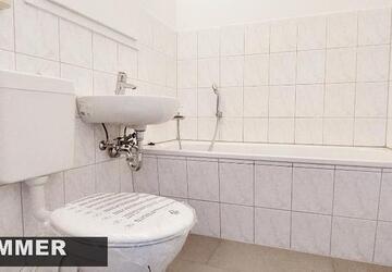 Wohnung Zwickau Neuplanitz - 3 Zimmer, 69 m&sup2;, 349&euro; | Angebot:26277918