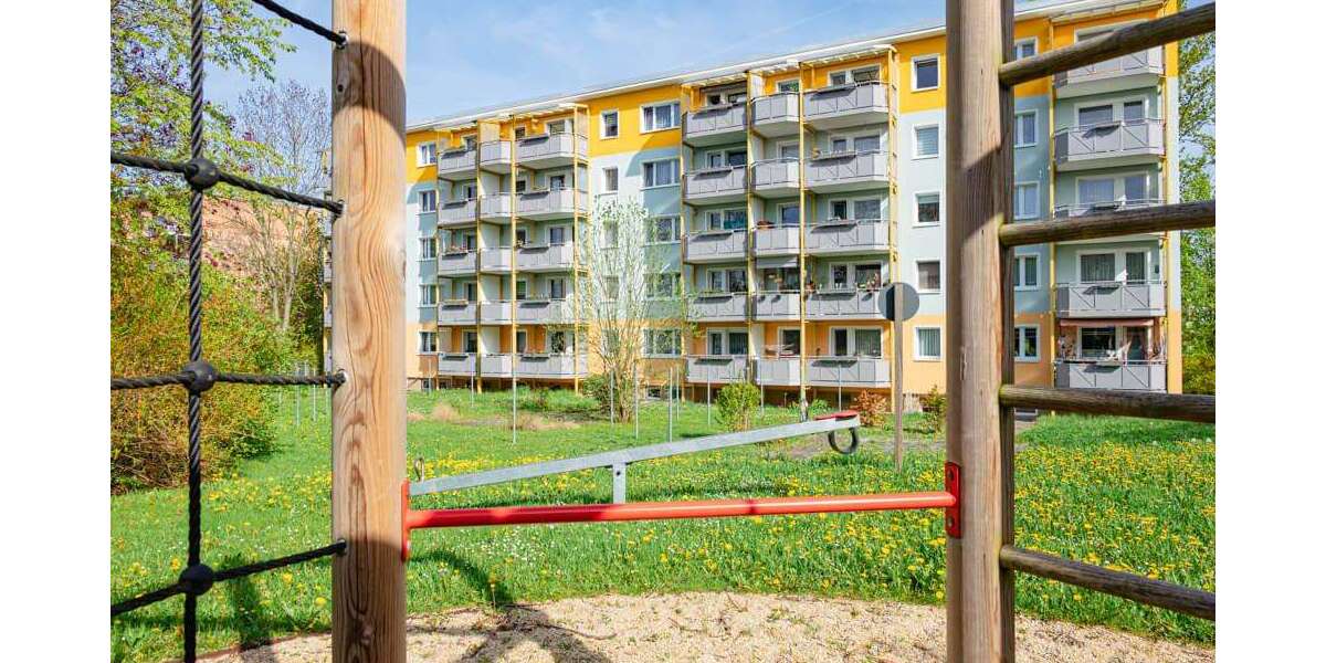 Etagenwohnung Zwickau Auerbach - 3 Zimmer, 61 m&sup2;, 366&euro; | Angebot:26957020