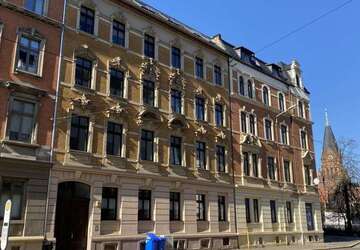 Wohnung Zwickau Mitte-Nord - 3 Zimmer, 67 m&sup2;, 380&euro; | Angebot:27304020