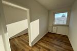 Etagenwohnung Zwickau Neuplanitz - 4 Zimmer, 85 m&sup2;, 449&euro; | Angebot:22043018