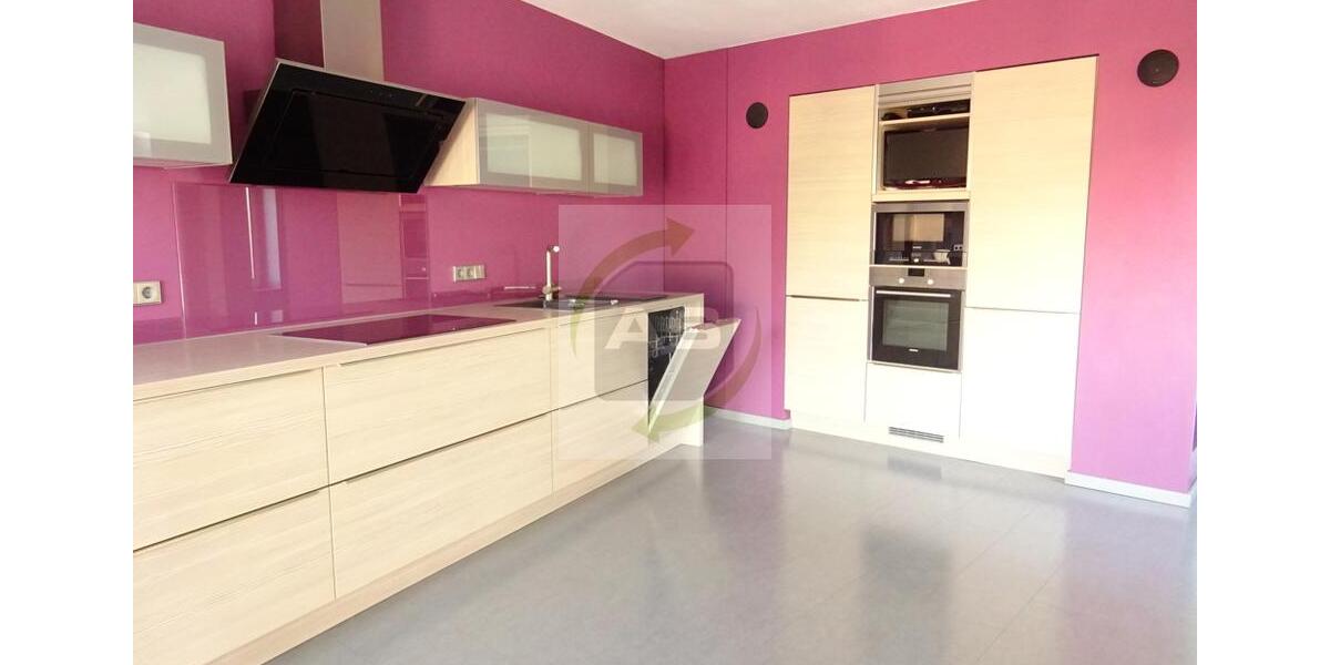 Etagenwohnung Zwickau - 5 Zimmer, 130 m&sup2;, 1.150&euro; | Angebot:26624039