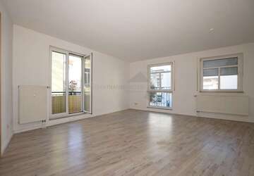 Wohnung Zwickau Mitte-Nord - 2 Zimmer, 61 m&sup2;, 372&euro; | Angebot:25197711