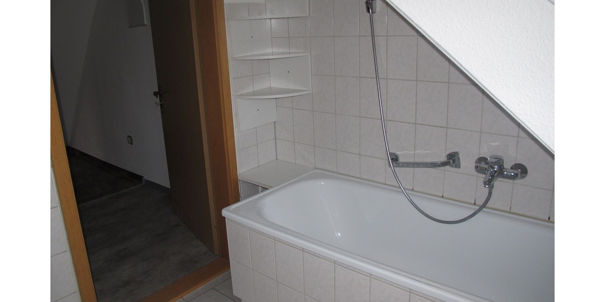 Alt Bau DG WC (2)