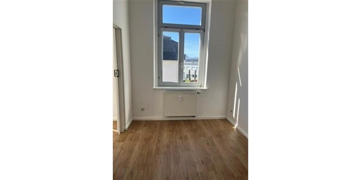 Etagenwohnung Reichenbach im Vogtland - 1 Zimmer, 46 m&sup2;, 240&euro; | Angebot:26300843