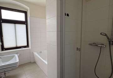 Wohnung Zwickau Nordvorstadt - 3 Zimmer, 78 m&sup2;, 430&euro; | Angebot:26795719
