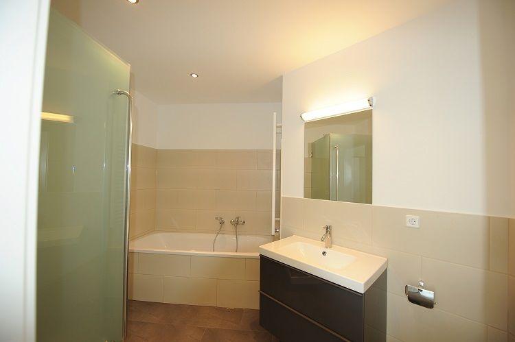 Etagenwohnung Zwickau - 3 Zimmer, 99 m&sup2;, 860&euro; | Angebot:23846040