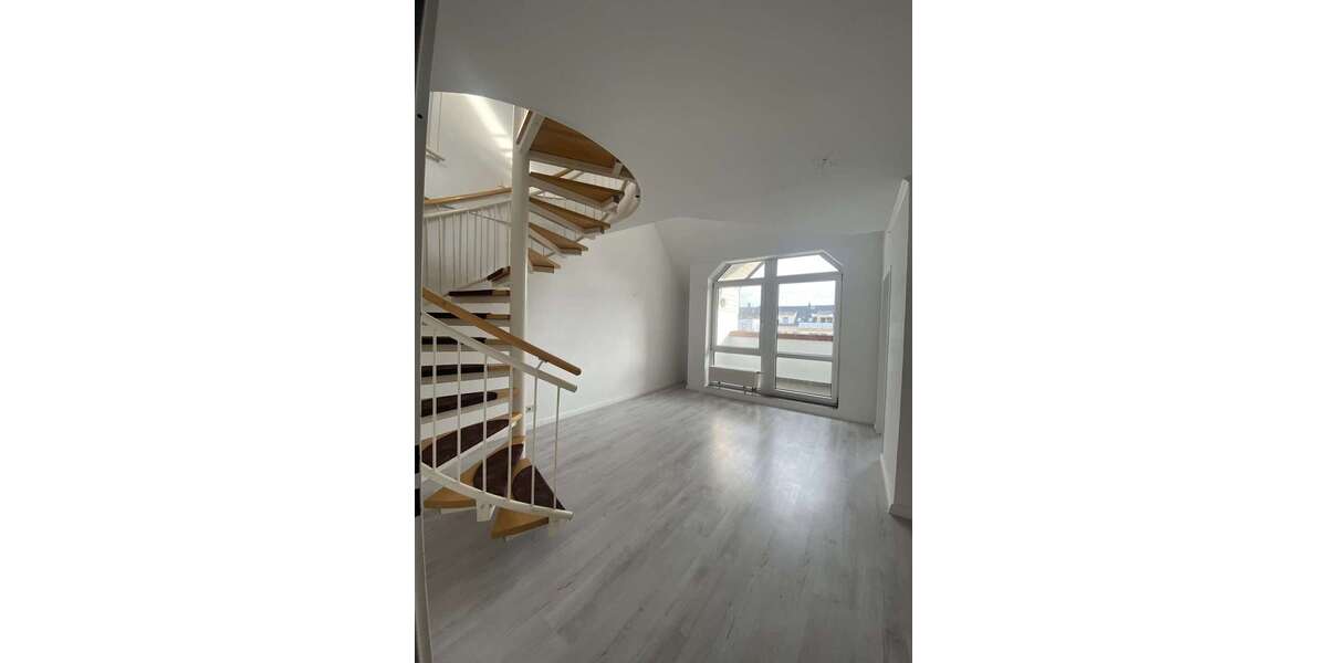 Etagenwohnung Zwickau Mitte-West - 4 Zimmer, 80 m&sup2;, 520&euro; | Angebot:27231384