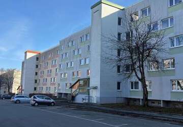 Wohnung Zwickau Neuplanitz - 2 Zimmer, 50 m&sup2;, 353&euro; | Angebot:24976875