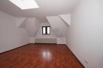 Etagenwohnung Zwickau - 4 Zimmer, 95 m&sup2;, 525&euro; | Angebot:26381226