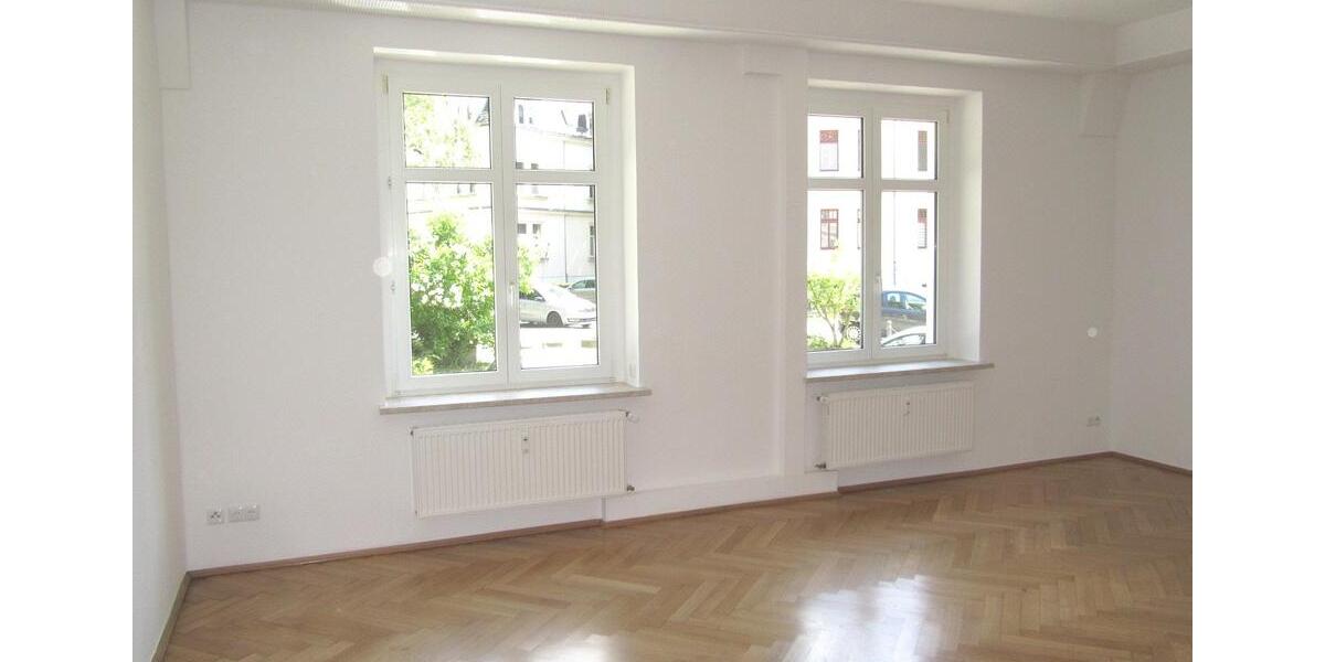 Etagenwohnung Zwickau Zwickau-Nord - 3 Zimmer, 83 m&sup2;, 480&euro; | Angebot:26587867