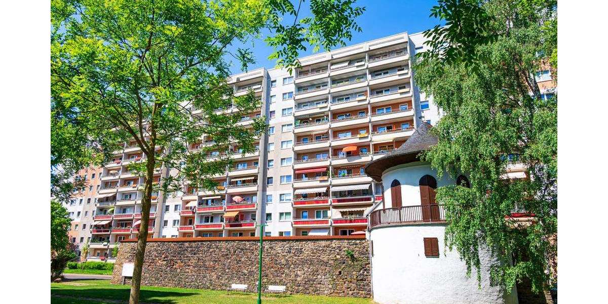 Etagenwohnung Zwickau Innenstadt - 3 Zimmer, 70 m&sup2;, 490&euro; | Angebot:23580525