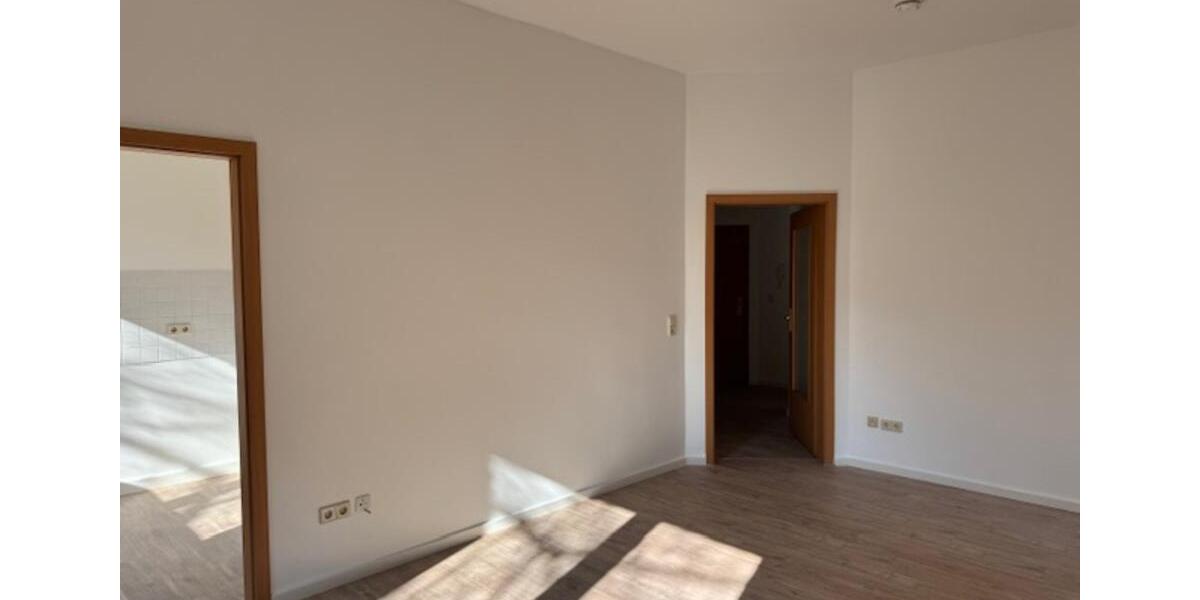 Hochparterre Zwickau Zwickau-Nord - 2 Zimmer, 49 m&sup2;, 270&euro; | Angebot:25753384