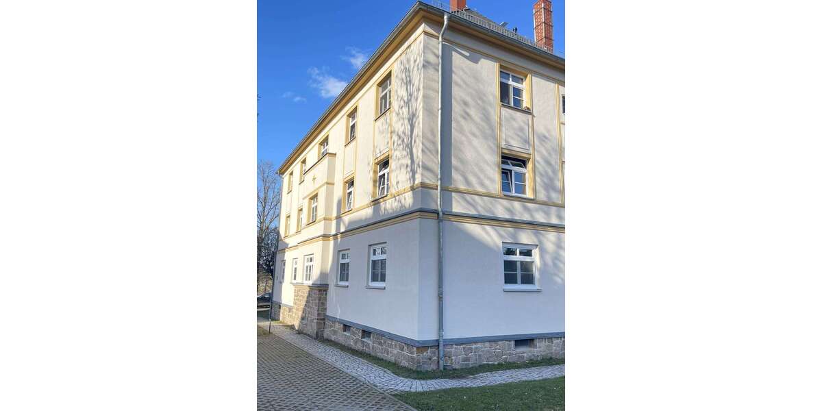 Etagenwohnung Glauchau - 4 Zimmer, 90 m&sup2;, 645&euro; | Angebot:27338913