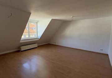 Wohnung Zwickau - 2 Zimmer, 61 m&sup2;, 370&euro; | Angebot:25255878