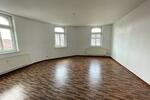 Dachgeschoßwohnung Glauchau - 3 Zimmer, 78 m&sup2;, 428&euro; | Angebot:24746842