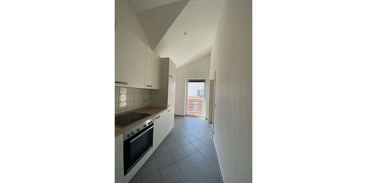Etagenwohnung Zwickau Mitte-West - 1 Zimmer, 55 m&sup2;, 360&euro; | Angebot:27018130