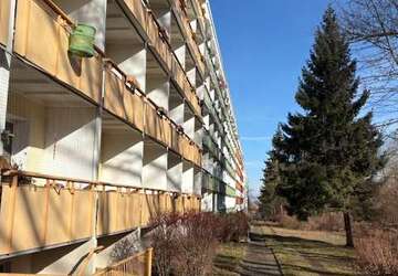 Wohnung Zwickau Neuplanitz - 1 Zimmer, 30 m&sup2;, 110&euro; | Angebot:26003747
