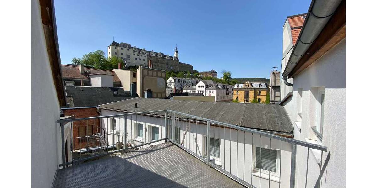 Etagenwohnung Greiz Irchwitz - 4 Zimmer, 152 m&sup2;, 836&euro; | Angebot:26465499