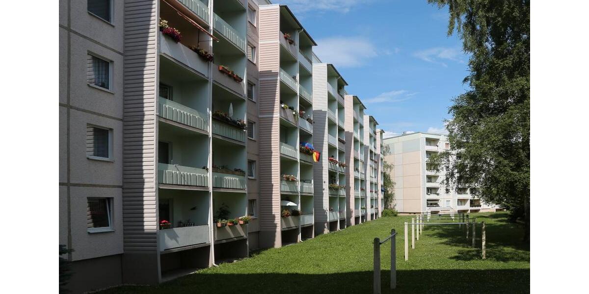 Etagenwohnung Zwönitz - 4 Zimmer, 69 m&sup2;, 303&euro; | Angebot:26664453