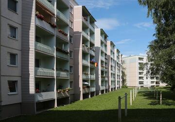 Wohnung Zwönitz - 4 Zimmer, 69 m&sup2;, 303&euro; | Angebot:26664453