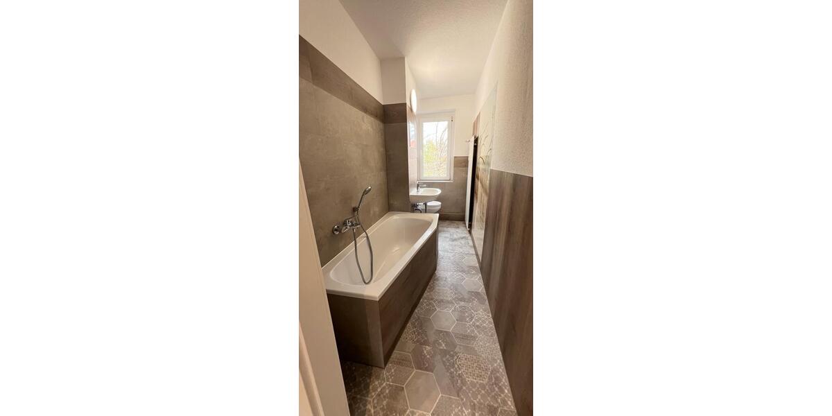 Etagenwohnung Gößnitz - 3 Zimmer, 62 m&sup2;, 360&euro; | Angebot:26378184