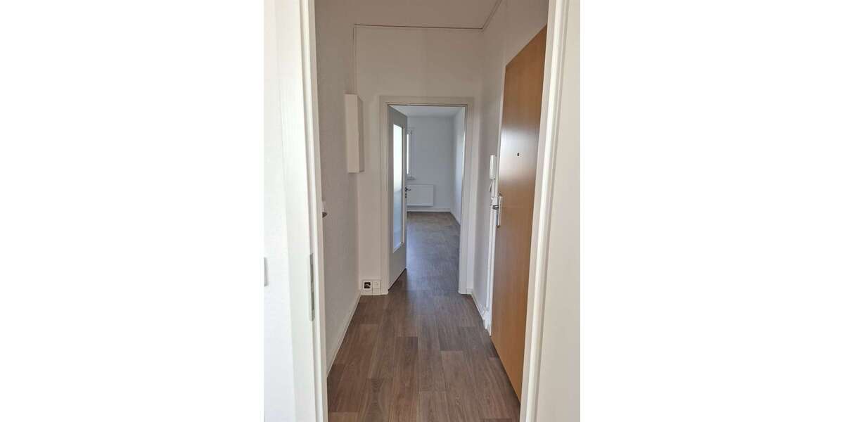 Etagenwohnung Glauchau - 3 Zimmer, 55 m&sup2;, 365&euro; | Angebot:26994547