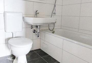 Wohnung Zwickau Zwickau-Nord - 3 Zimmer, 71 m&sup2;, 353&euro; | Angebot:26659835